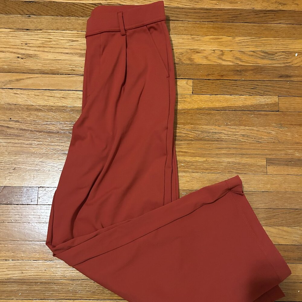 Halara Straight Leg Pants (Petite)